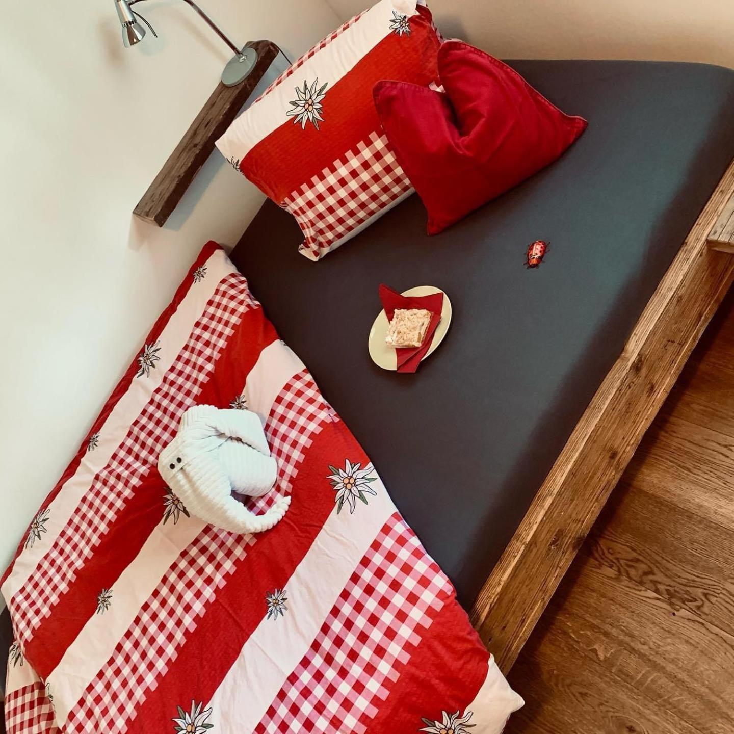 Conny'S B&B Niederweningen Экстерьер фото