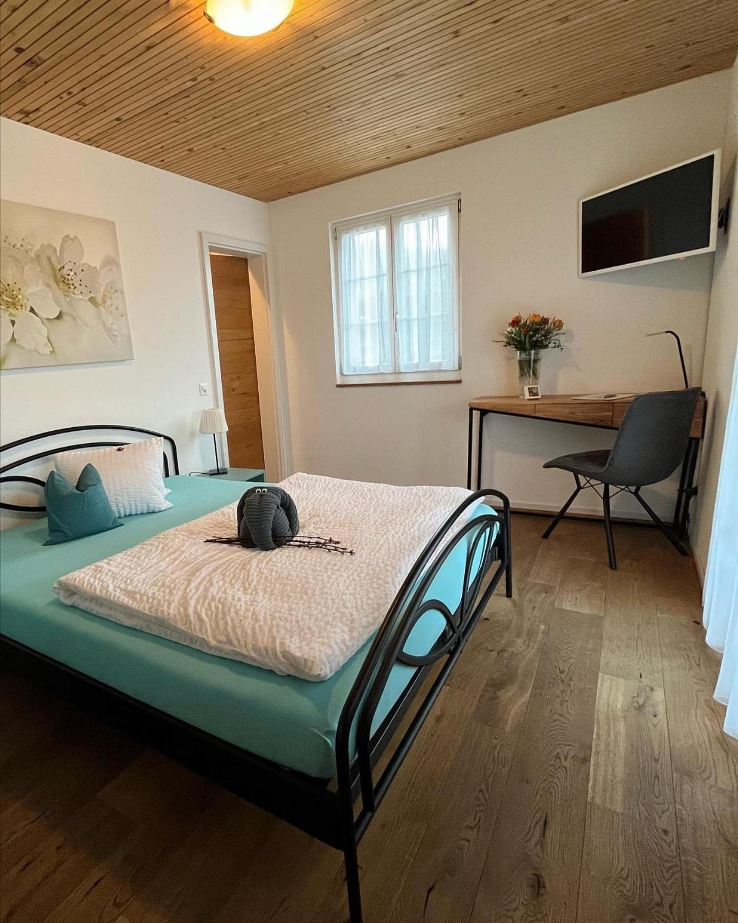 Conny'S B&B Niederweningen Экстерьер фото