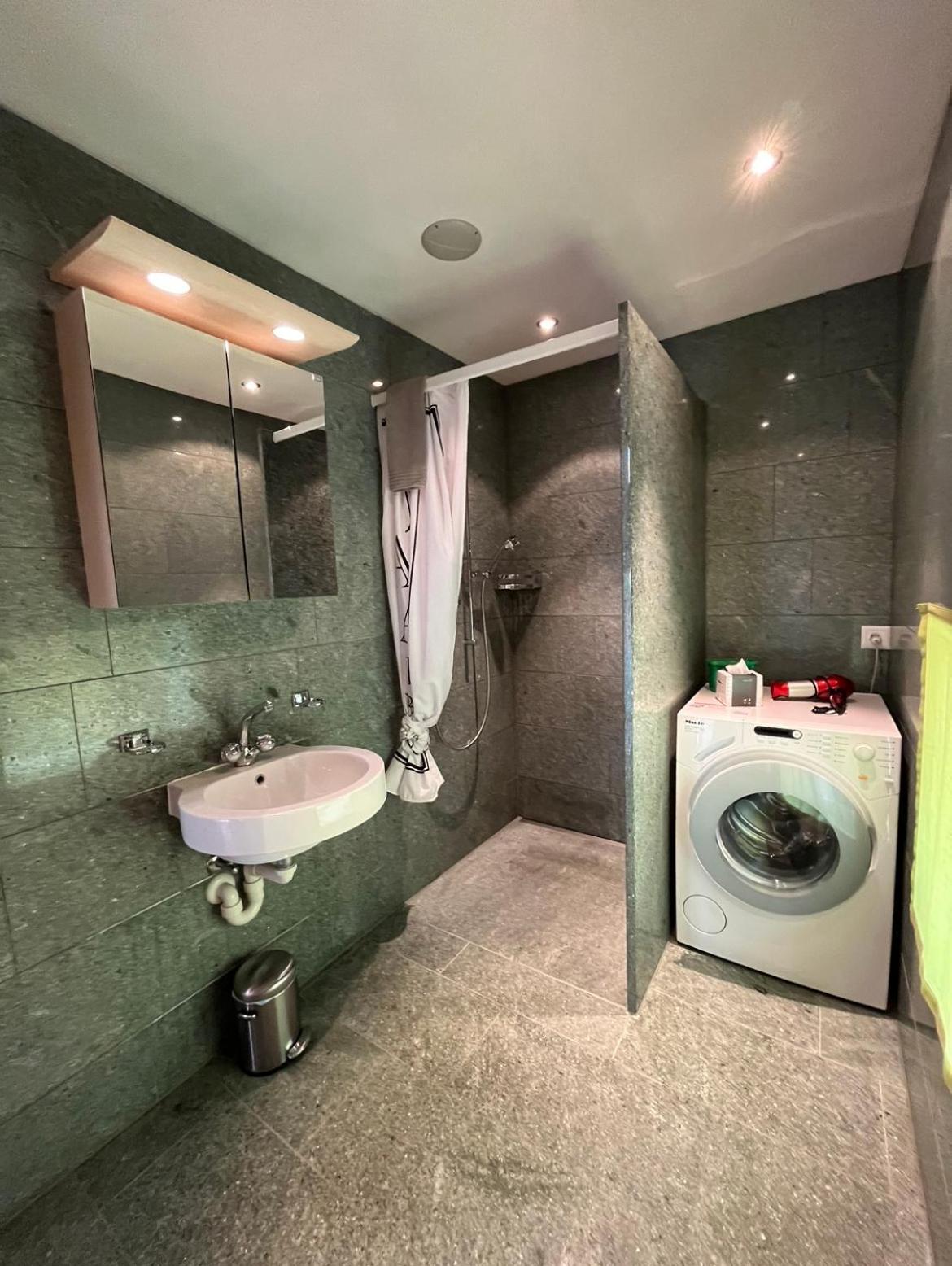 Conny'S B&B Niederweningen Экстерьер фото