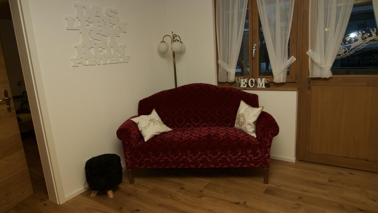 Conny'S B&B Niederweningen Экстерьер фото