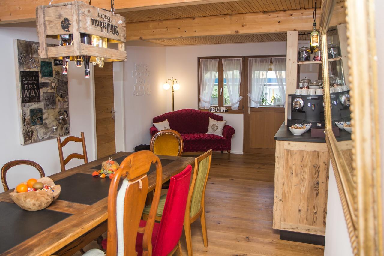 Conny'S B&B Niederweningen Экстерьер фото